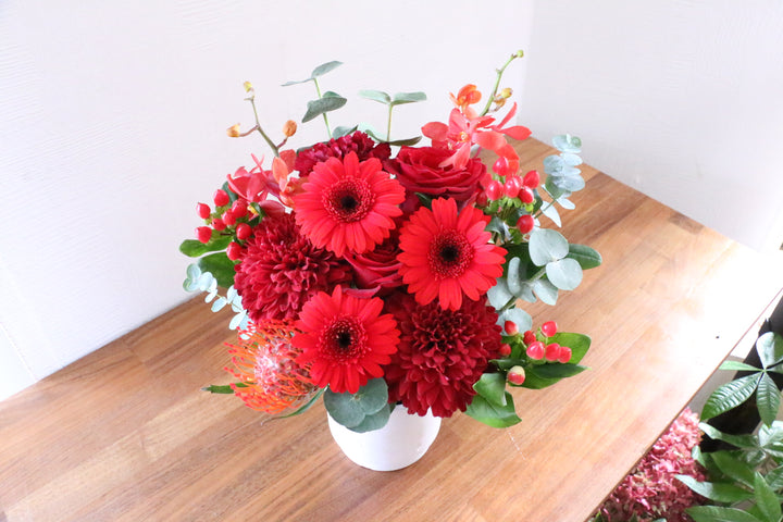 赤色のアレンジメント 7,000円