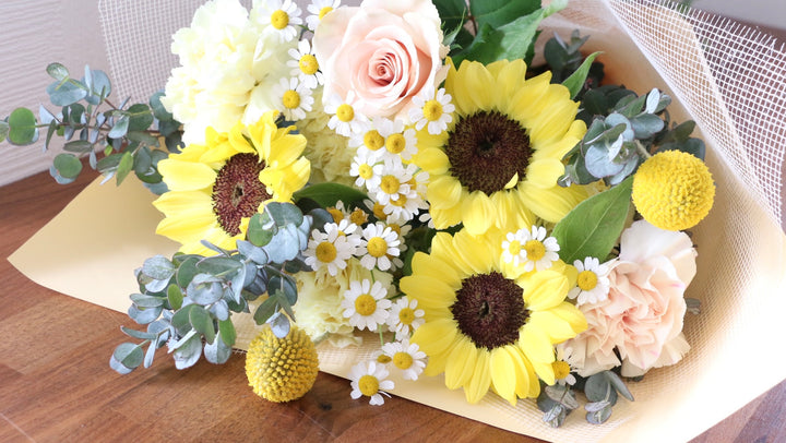黄色のひまわりの花束 Mサイズ
