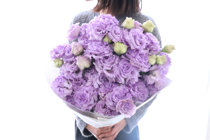 紫色のトルコキキョウの花束（10本）