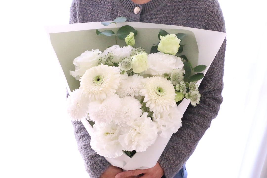 【供花】白色・グリーンのお供え花束 6,000円