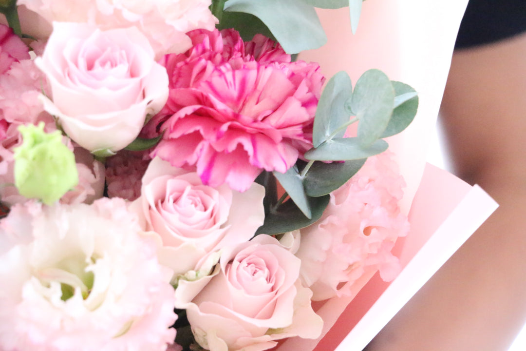 ピンク系の花束 8,000円