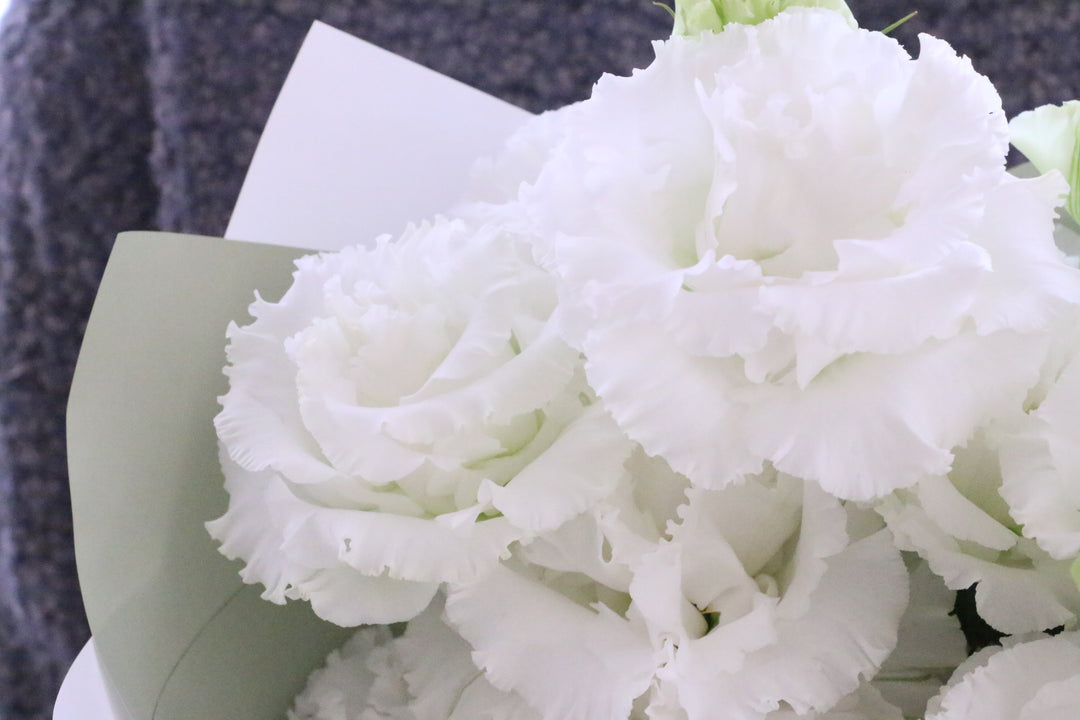 白いトルコキキョウの花束（5本）