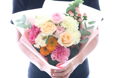 ピンク・黄色の花束  6,000円