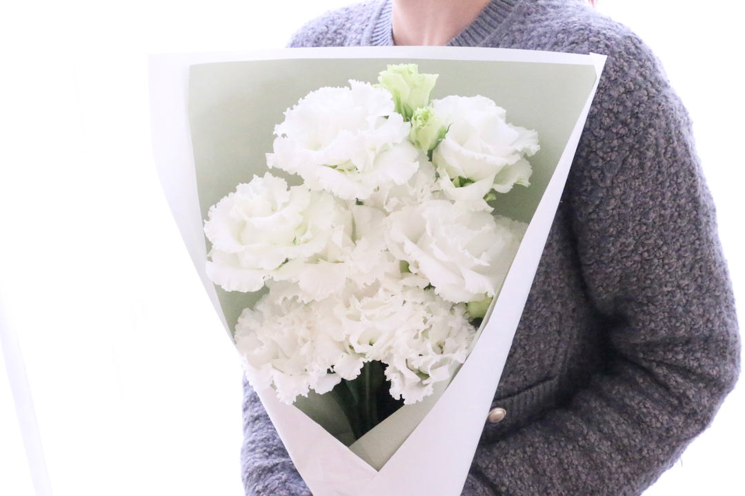 白いトルコキキョウの花束（3本）