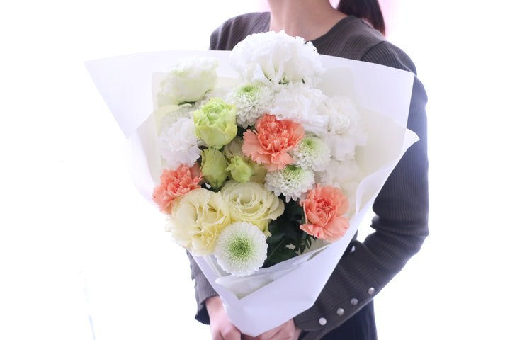 【供花】白色・黄色・オレンジ色のお供え花束 7,000円