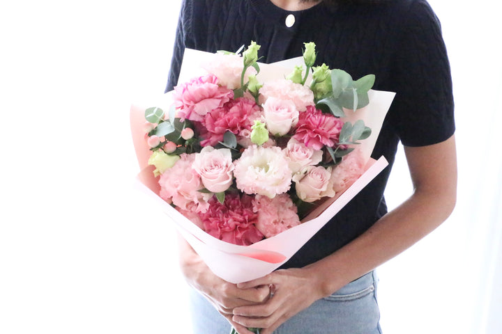 ピンク系の花束 8,000円