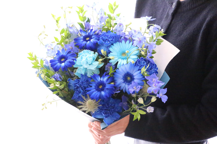 水色・青・白の花束 9,000円