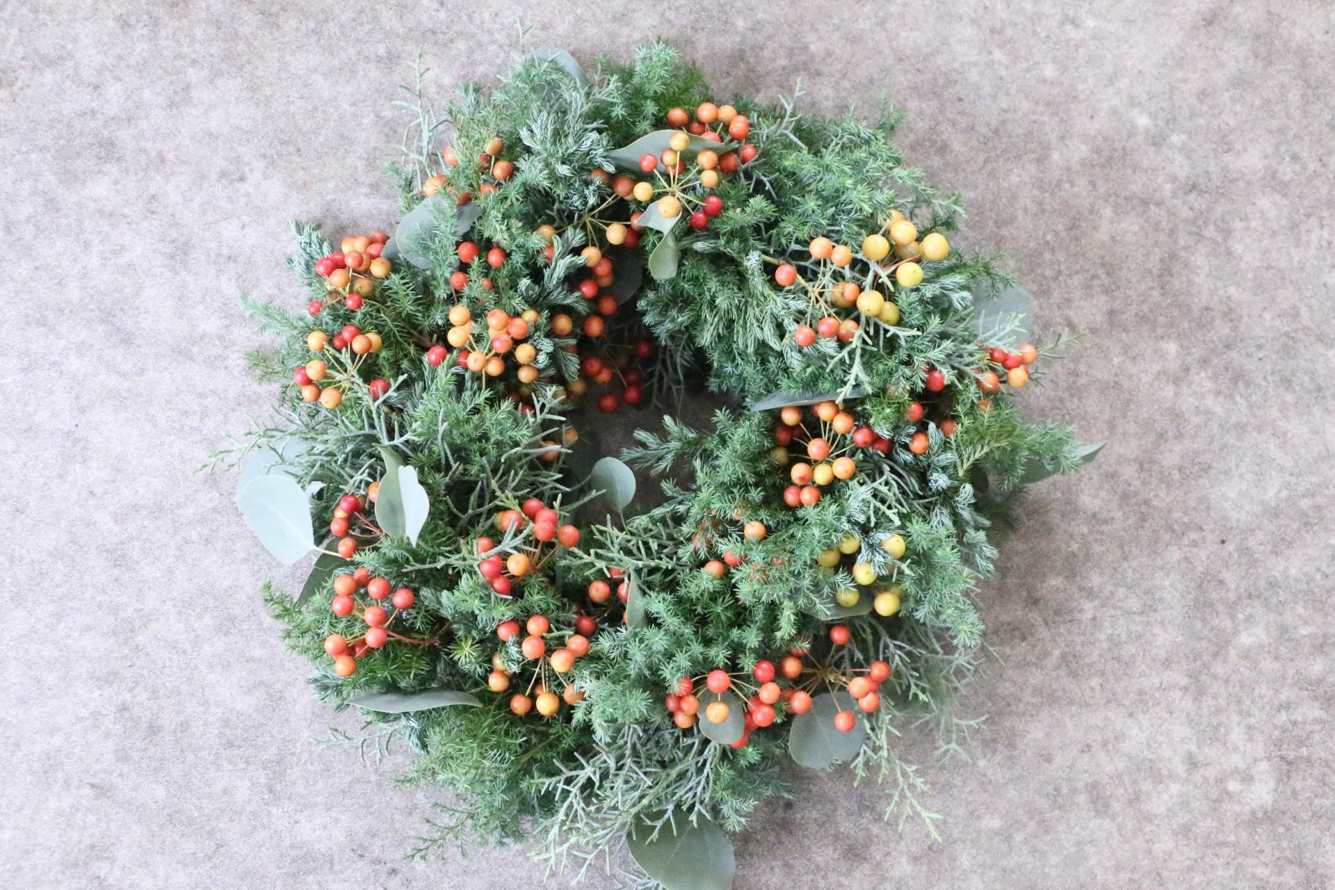 クリスマスリース(*^^*) フレッシュリース　木の実リース クリスマスリース(*^^*) フレッシュリース 木の実リース - メルカリ