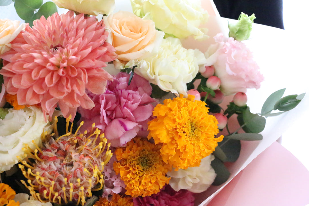 ピンク・黄色の花束  12,000円