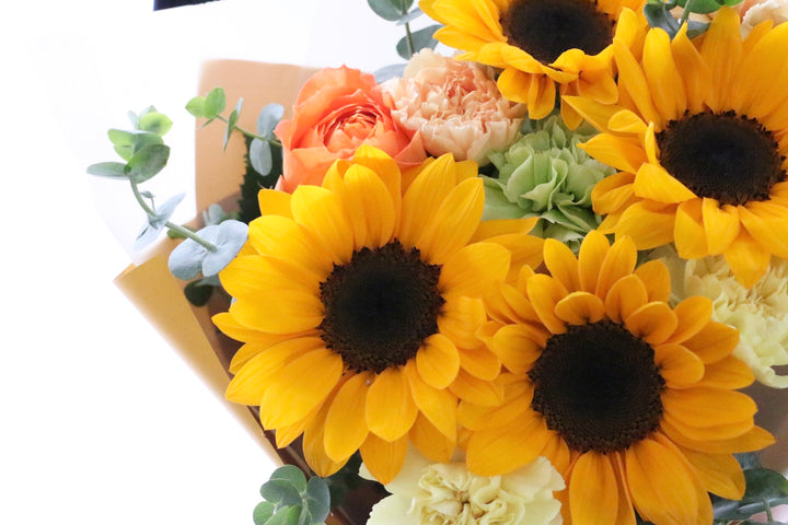 ひまわり入りの花束 5,000円