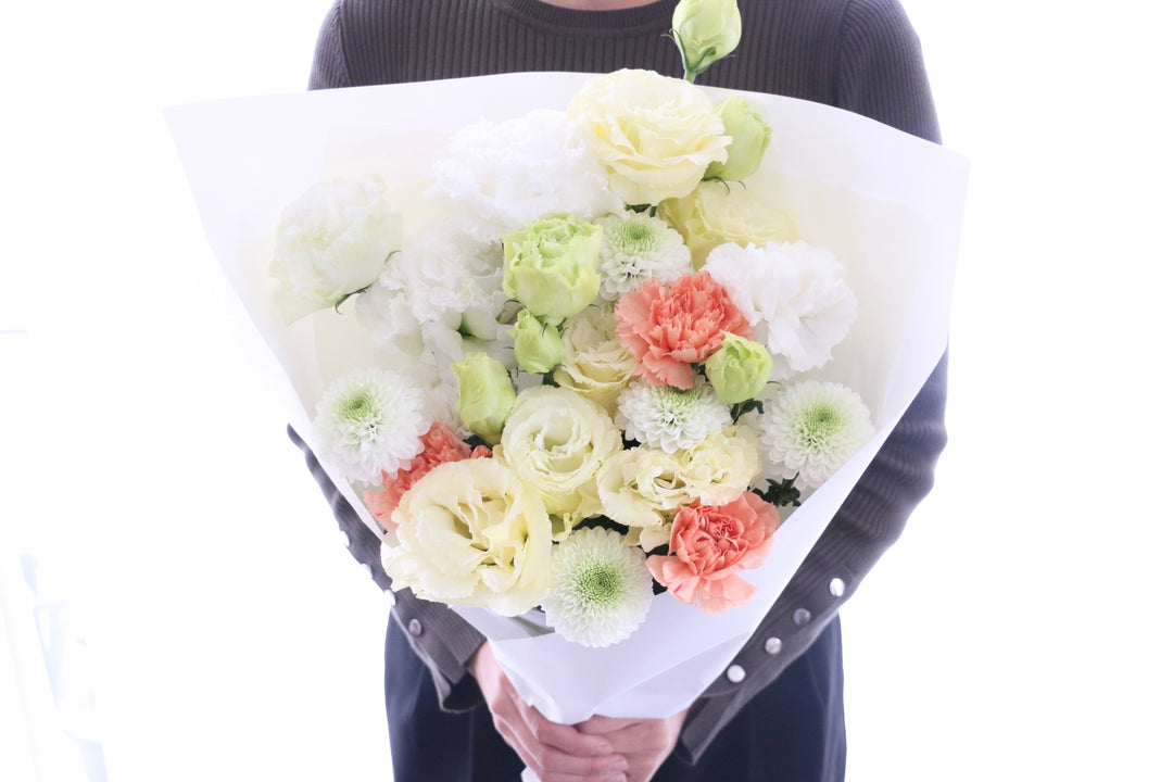 【供花】白色・黄色・オレンジ色のお供え花束 8,000円