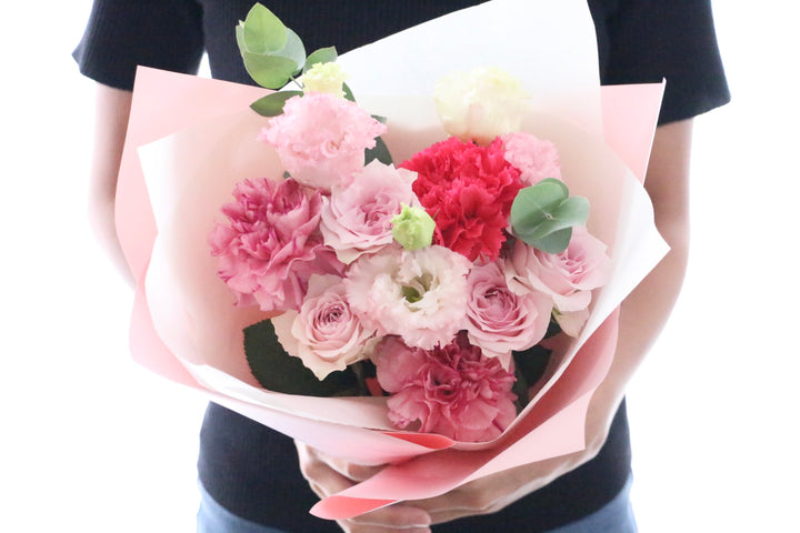 ピンク色バラ入りの花束 Sサイズ 5,000円