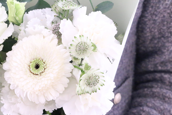 【供花】白色・グリーンのお供え花束 3,000円