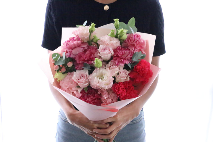 ピンク系の花束 9,000円