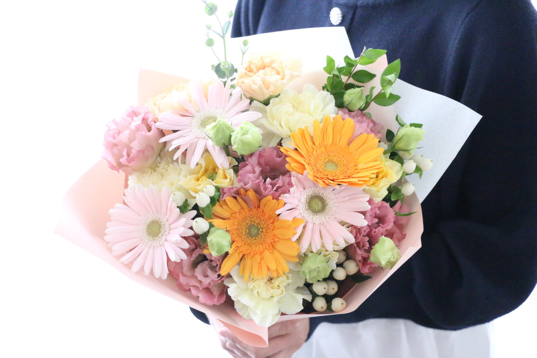 ピンク・黄色の花束  8,000円