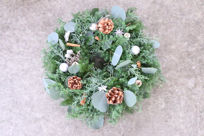 フレッシュクリスマスリース 生花 シルバー Mサイズ