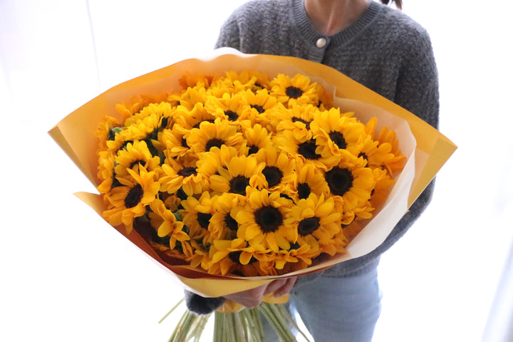 【プロポーズ】ひまわりの花束(108本)