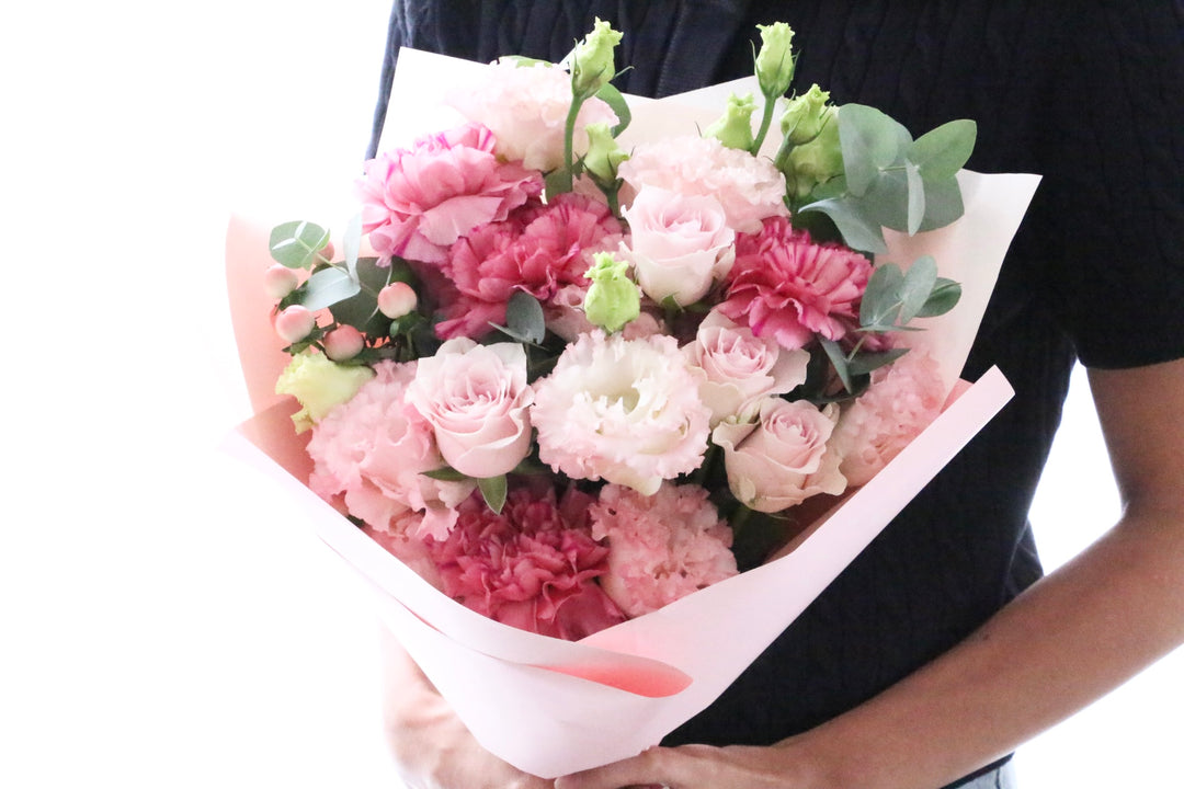 ピンク系の花束 8,000円