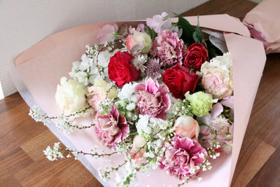 ピンク系の花束 10,000円