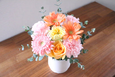 ピンク・黄色のアレンジメント  4,000円