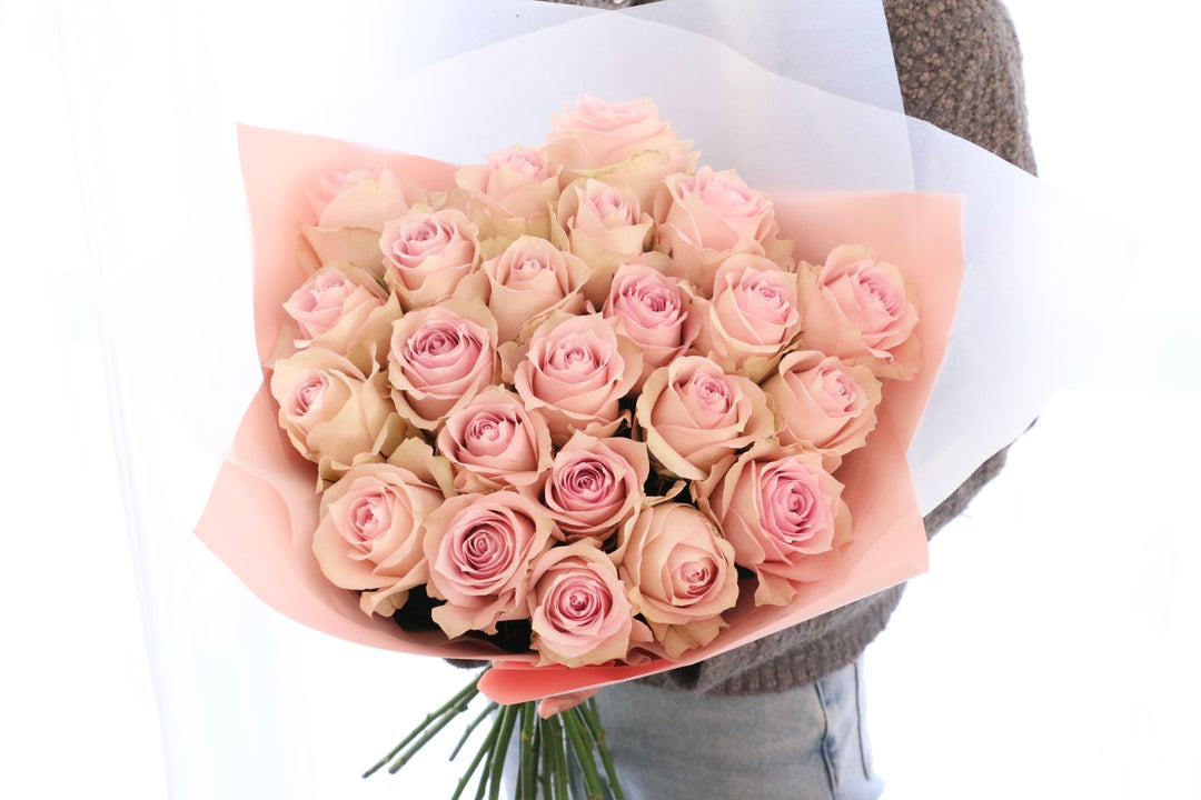 23本のピンク色のバラの花束-あなたと一緒にいたい