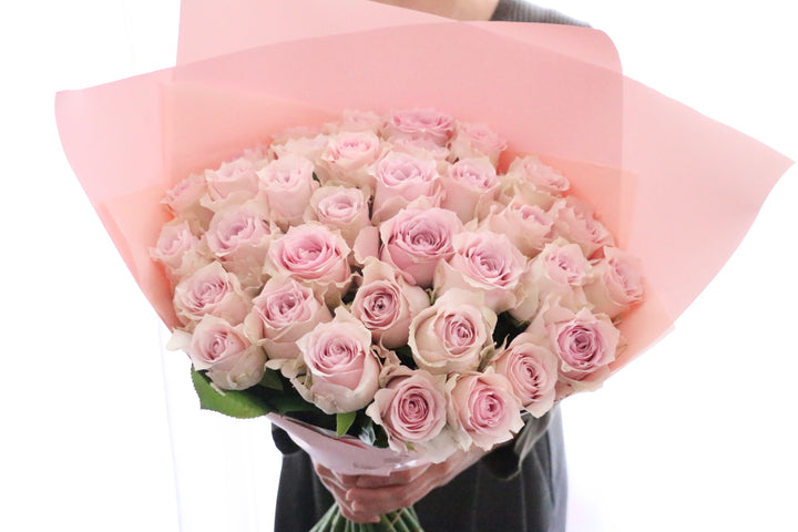 34本のピンク色のバラの花束-あなたに感謝しています