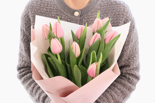 ピンクのチューリップの花束（9本）