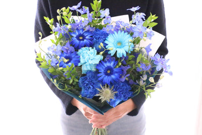 水色・青・白の花束 8,000円