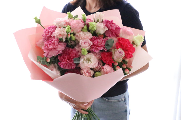 ピンク系の花束 15,000円