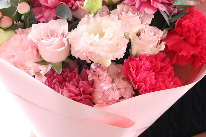 ピンク系の花束 9,000円