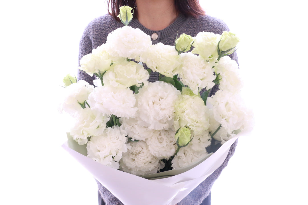 白いトルコキキョウの花束（8本）
