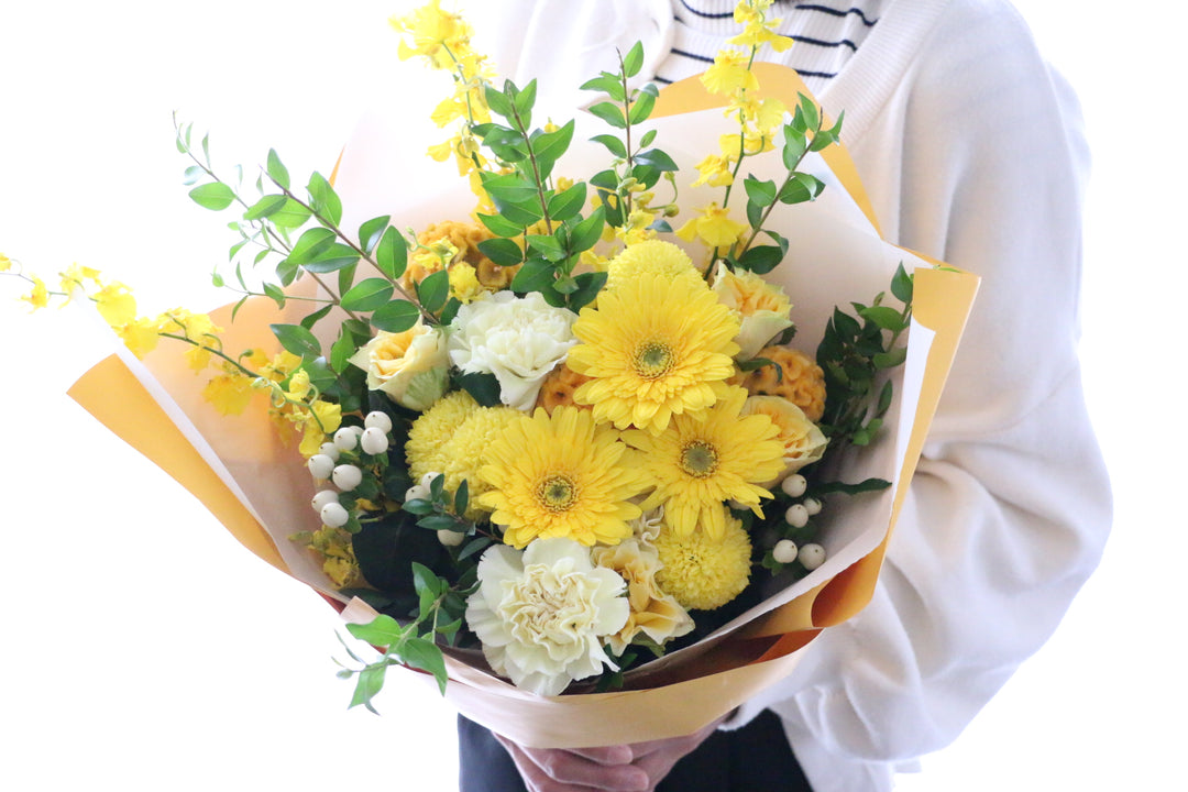 【傘寿（80歳）・米寿（88歳）祝い】黄色の花束 2Lサイズ