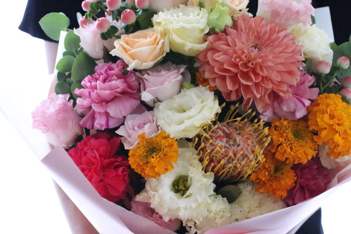 ピンク・黄色の花束 15,000円