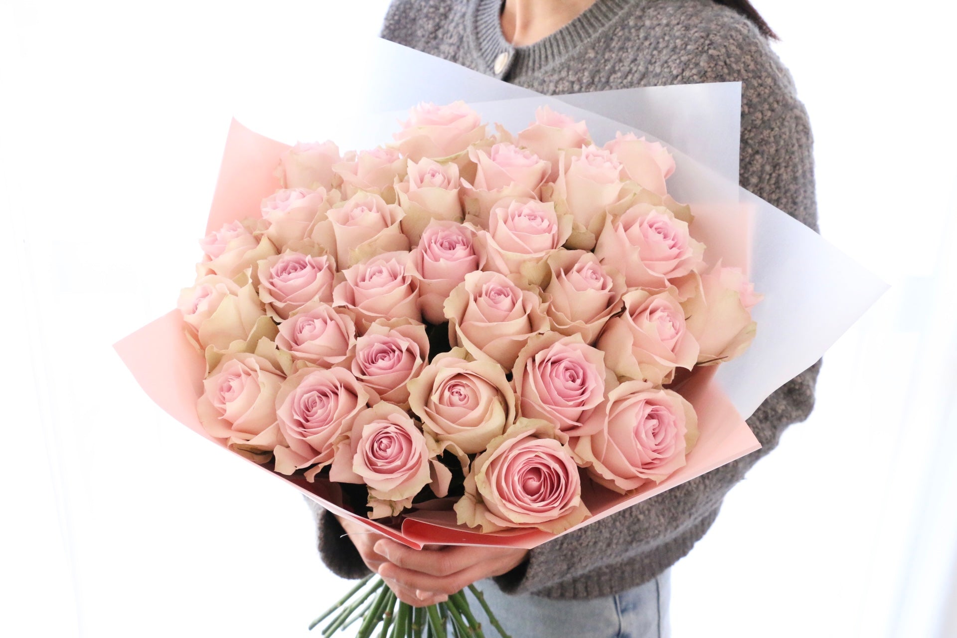 ピンクローズの特大キラキラ豪華スウィートハートリース♪♪☆* 30本のピンク色のバラの花束-あなたとのご縁を大切にしたい – 花・花束