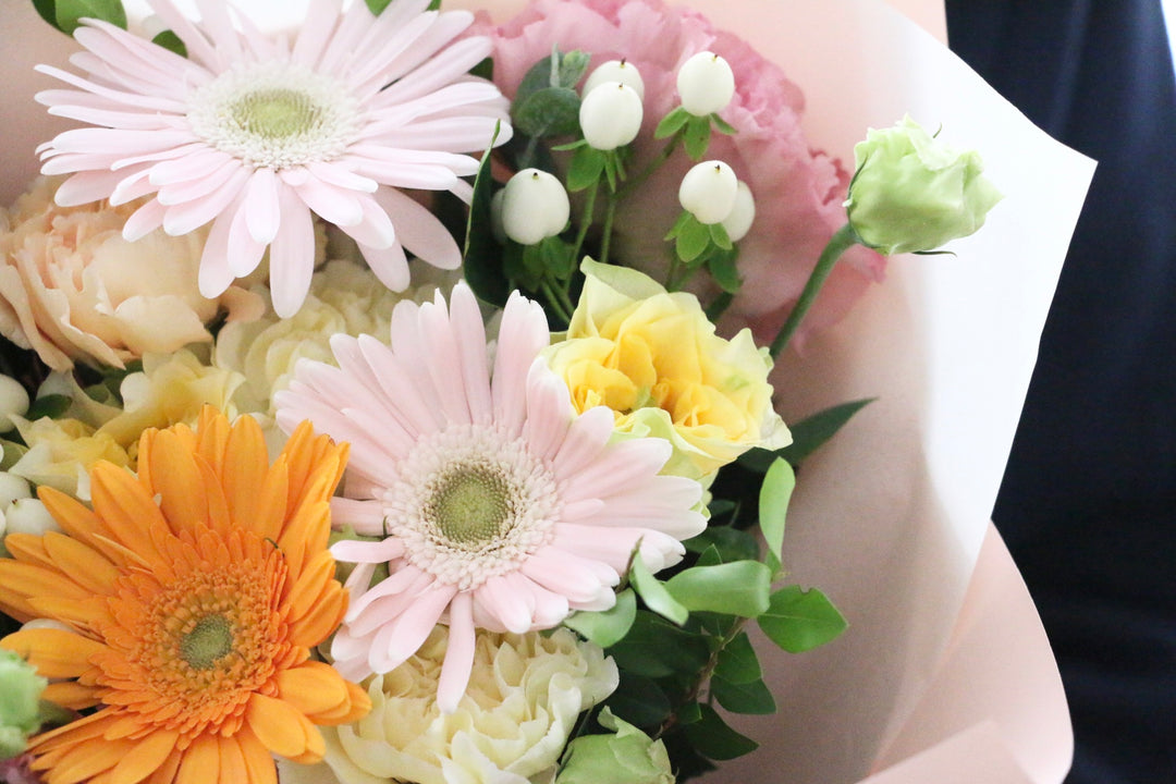 ピンク・黄色の花束  6,000円