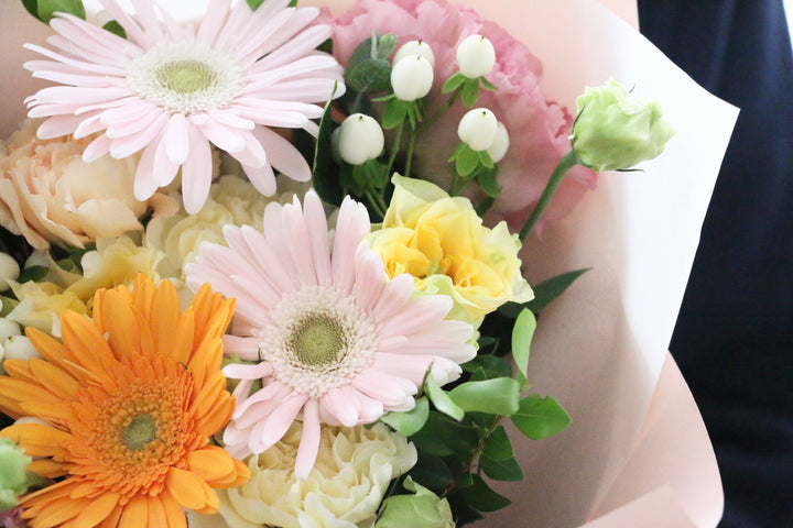 ピンク・黄色の花束  6,000円