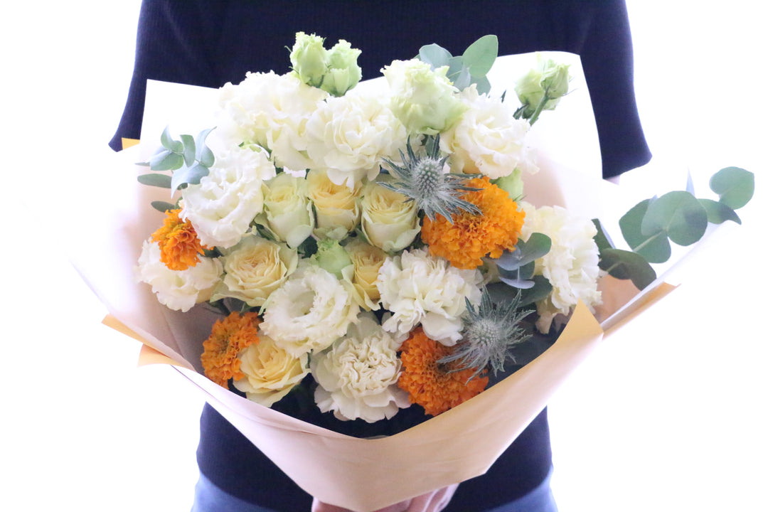 黄色バラ入りの花束 Lサイズ 10,000円