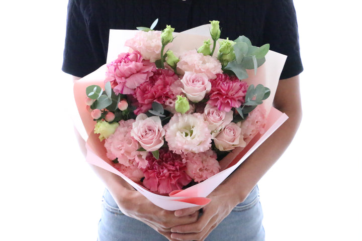 ピンク系の花束 8,000円