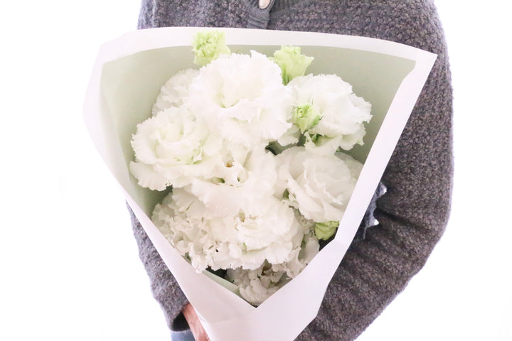 白いトルコキキョウの花束（4本）