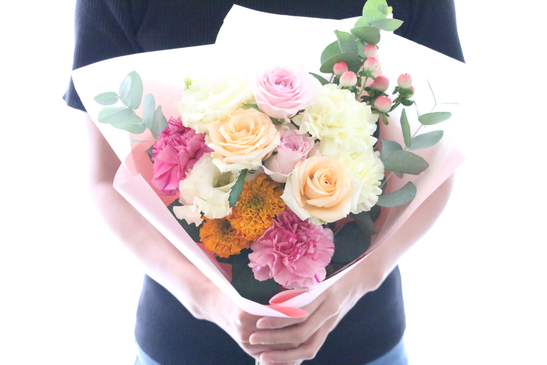 ピンク・黄色の花束  6,000円