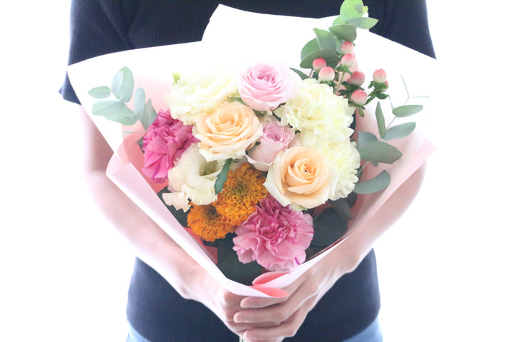ピンク・黄色の花束  6,000円