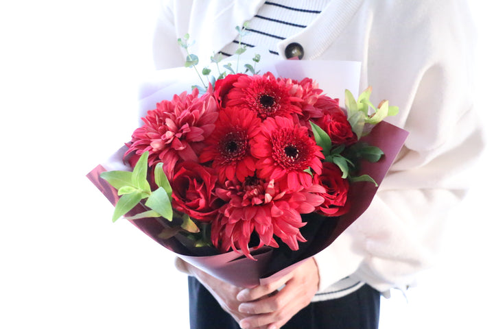 赤色の花束 6,000円