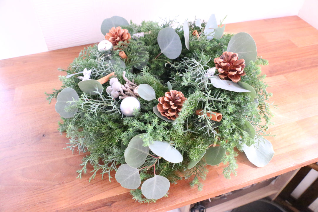 フレッシュクリスマスリース 生花 シルバー Mサイズ