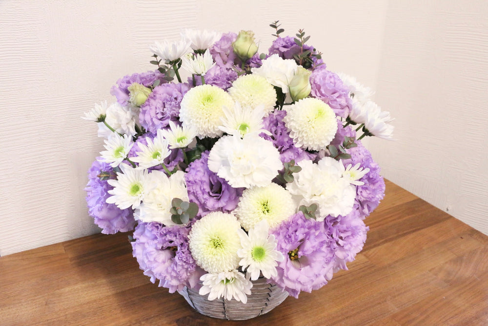 白色・紫色のお供えアレンジメント 10,000円