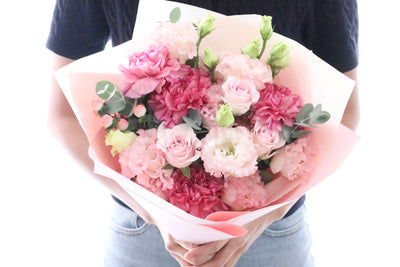 ピンク系の花束 7,000円