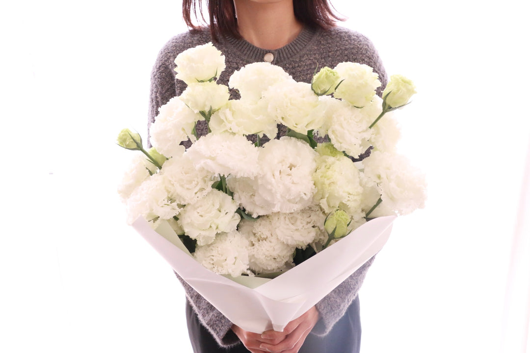 白いトルコキキョウの花束（9本）