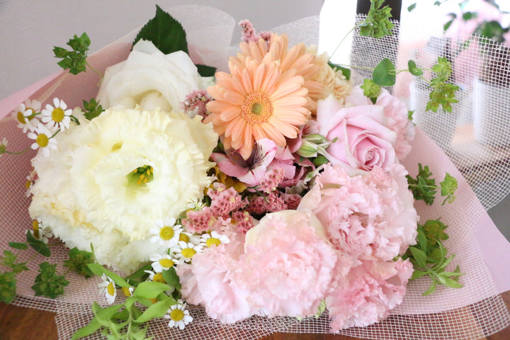 ピンク・黄色の花束　7,000円サイズ