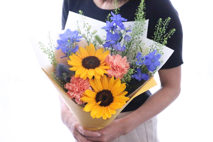 【父の日限定】ひまわり入り花束Sサイズ
