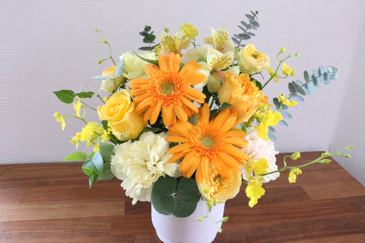 黄色・オレンジ色のアレンジメント 5,000円