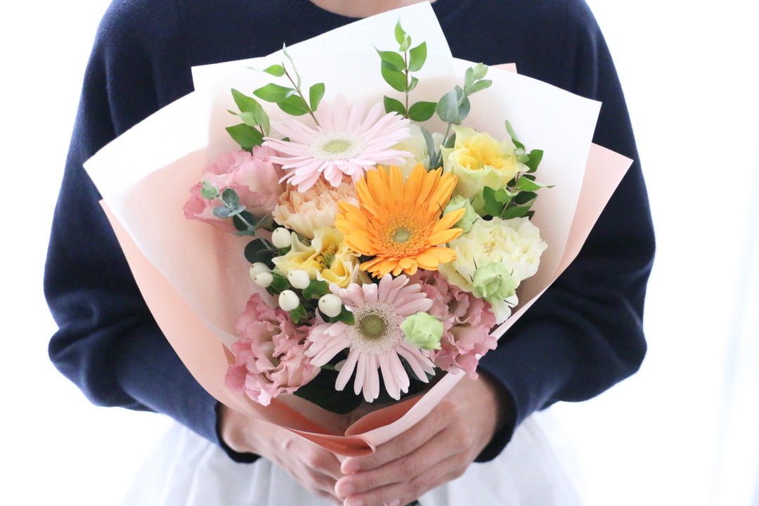 ピンク・黄色の花束  5,000円